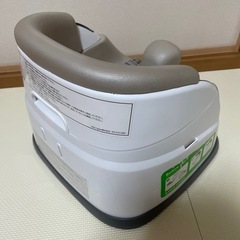 インジェニュイティ Ingenuity ベビーベース ベビーローチェア ベビーソファ【6ヶ月~】 ダイニングチェア用取付けベルト入り トレイ収納可 の画像