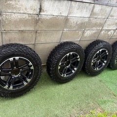 ジムニー　
ヨコハマジオランダー185/85R16 MT G00...