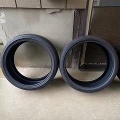 溝8.7ぐらい225/35R20と235/35R20