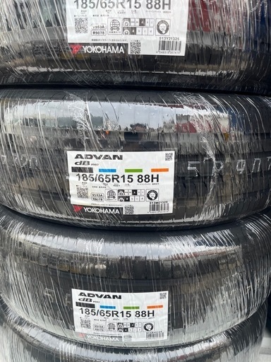 値上がり前に！25年製！185/65R15ヨコハマタイヤADVAN dB V553 消費税、作業代、廃タイヤ代全て込み64900円！
