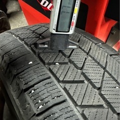195/65R15 ブリジストンスタッドレス　VRX3 の画像