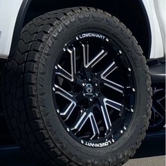ハイラックスに履いてた20インチの画像