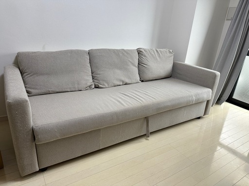 IKEA3人掛けソファベッド