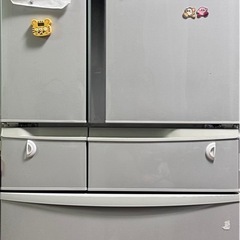 冷蔵庫　無料です引き取ってください！！