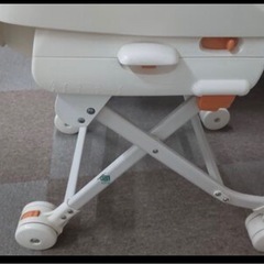 コンビハイローチェアー