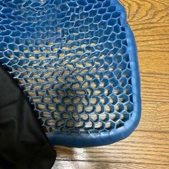 ハニカム構造ブルーマジック長方形クッション　チェア　オフィスにもの画像