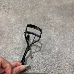 アナスイ　ビューラーの画像