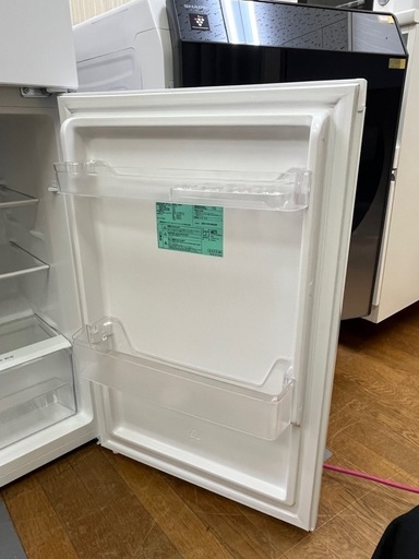 大きめ181L!! 使い易い上段冷凍!! Haier 2022年 右開き OBBR-181A