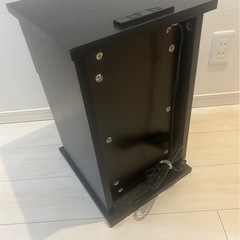 サイドテーブルの画像