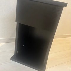 サイドテーブルの画像