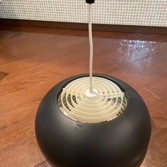 IKEA NYMÅNE ニーモーネ ペンダントランプ（チャコール）＋LED電球3個付【神戸市三宮 手渡し限定】の画像