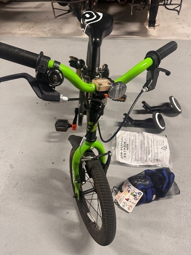 D-bike 16インチ　補助輪付き 