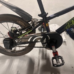 D-bike 16インチ　補助輪付き の画像