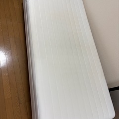 シングルベッド
