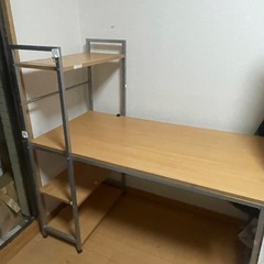 テーブル
