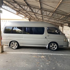 100系ハイエース　グランドキャビン　