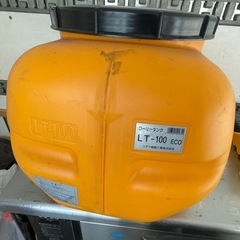 ローリータンク