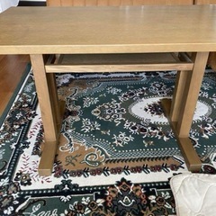 ダイニングテーブル