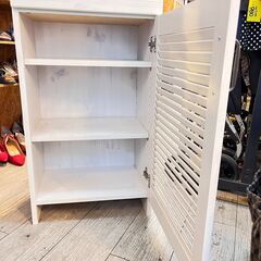ニトリ 隙間収納 ランドリー収納 キッチン キャビネット 棚板可動式 白 ホワイト 横幅45cm 奥行30cm 高さ179.5cm★買取帝国 志木店の画像
