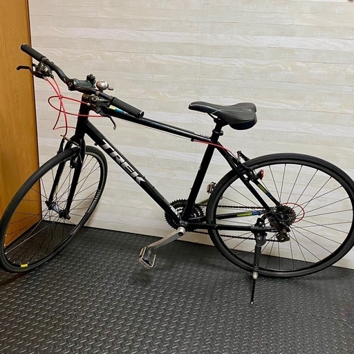 激安の 引き取りのみ】クロスバイク TREK 定価7万円 FX7.2身長175-186cm 自転車本体