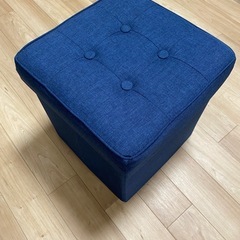 収納　スツール