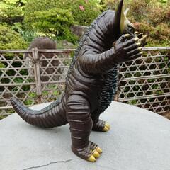 大怪獣ゴモラのフィギュアです。の画像