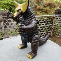 大怪獣ゴモラのフィギュアです。の画像