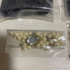 \  物物交換可能  /【パールビーズ】ハンドメイド　パーツ　約130粒　Uピン　700本　パールピンの画像
