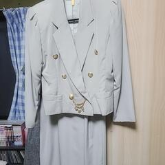 秋、冬洋服の画像