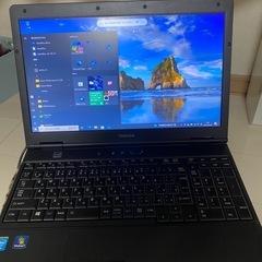 快適SSD内蔵　TOSHIBAノートPC
