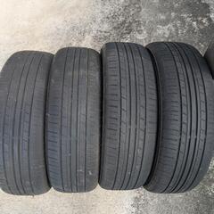 車種不明　ダイハツ純正タイヤの画像