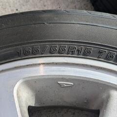 車種不明　ダイハツ純正タイヤの画像