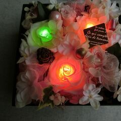 光る　プリザーブドフラワーBOXの画像