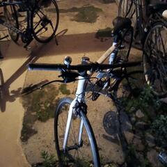 青色の自転車