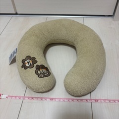 トイザらス　子ども用ネックピロー