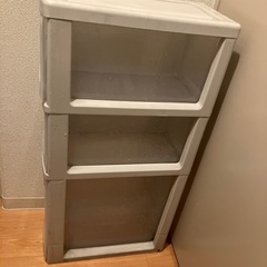 収納ケース　引き出しの画像