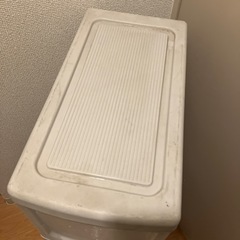 収納ケース　引き出しの画像