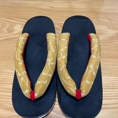 浴衣〜下駄　5点セット（ゆかた、帯、着付けベルト、ポーチ、下駄）