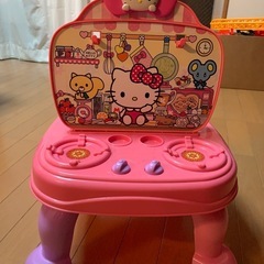キティちゃん　おままごと