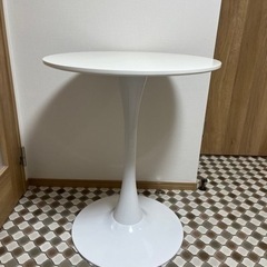 【本日22時まで】ダイニングテーブル(白)