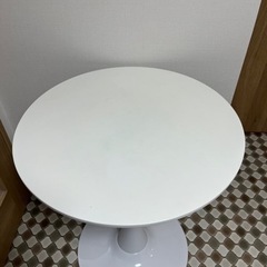 【本日22時まで】ダイニングテーブル(白)の画像