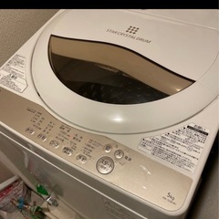 まとめて引き取ってくださる方優先【洗濯機 5kg】TOSHIBA...