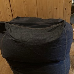 無印良品　体にフィットするソファ　ネイビー　デニム地　ビーズクッション　　の画像