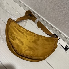 新品　ショルダーバッグの画像