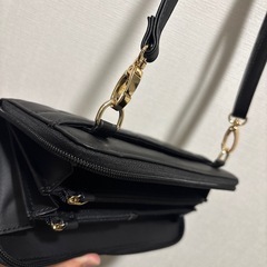 財布　ショルダーバッグの画像