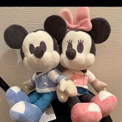 ミッキー&ミニーのぬいぐるみ