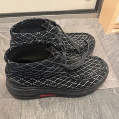 ハイカット靴の画像