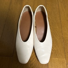 GUローヒールパンプスM