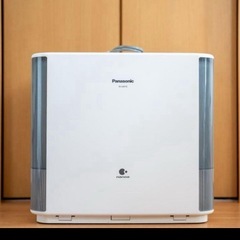 定価7万　Panasonic加湿器
