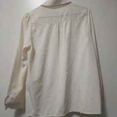 SHOO-LA-RUE アイボリー ドット柄 長袖シャツ Lサイズの画像